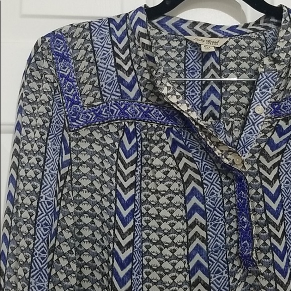 EUC LUCKY BRAND PEASANT TOP - Picture 2 of 7